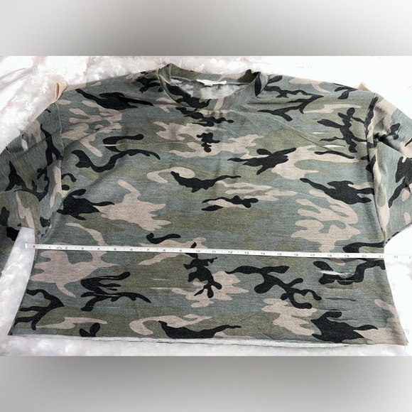 Dance & Marvel Green Camo Ripped Style Crop Top - Picture 13 of 16
